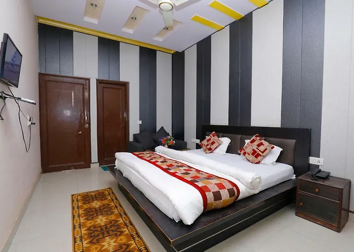 Hotel New Bakshi House